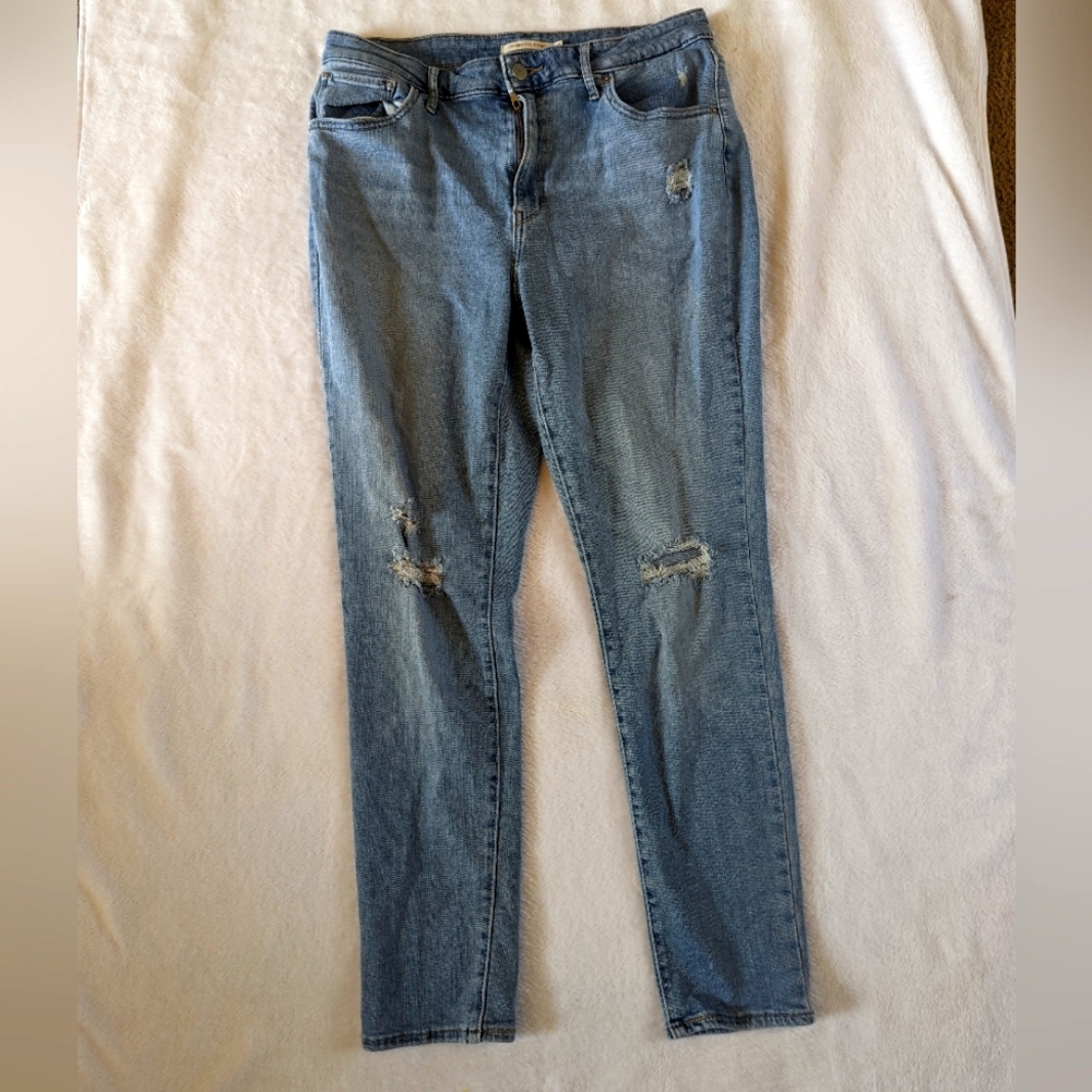 Levi Strauss 721 High Rise Skinny Jeans